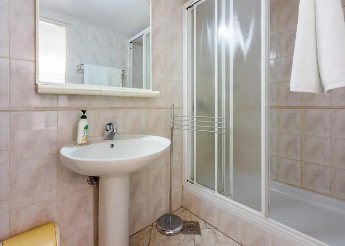 In 41670 * Crikvenica